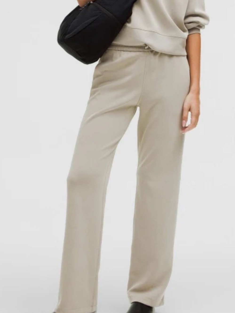 Lululemon Softstream Highrise Pant - Size 4 EUC